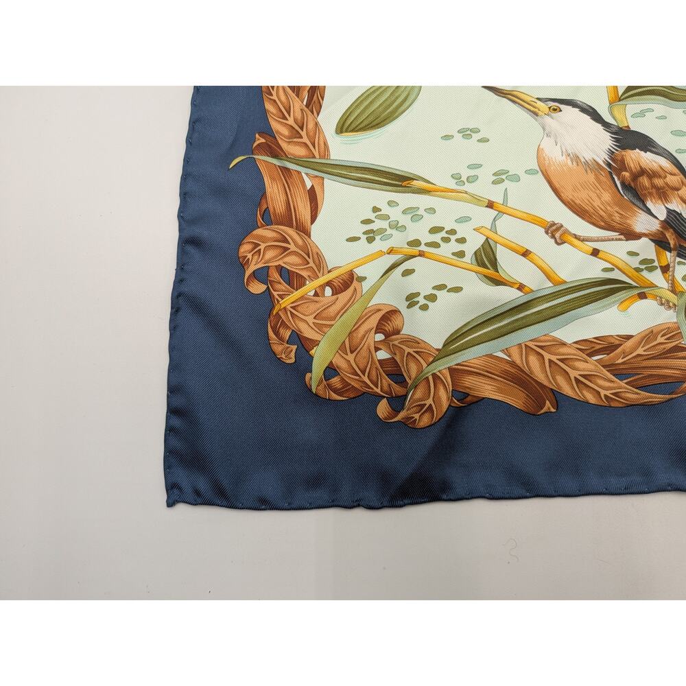 Salvatore Ferragamo 100% Silk Scarf Botanical Marsh Cucks Herons - Picture 4 of 4